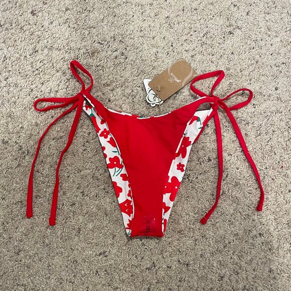 Red and White Floral Reversible Bikini Bottoms - Picture 5 of 6
